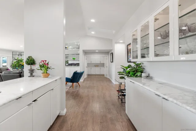 $2,148,888 | 1427 Buckskin Drive, Escondido, CA 92029