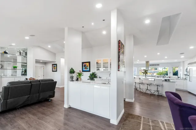 $2,148,888 | 1427 Buckskin Drive, Escondido, CA 92029