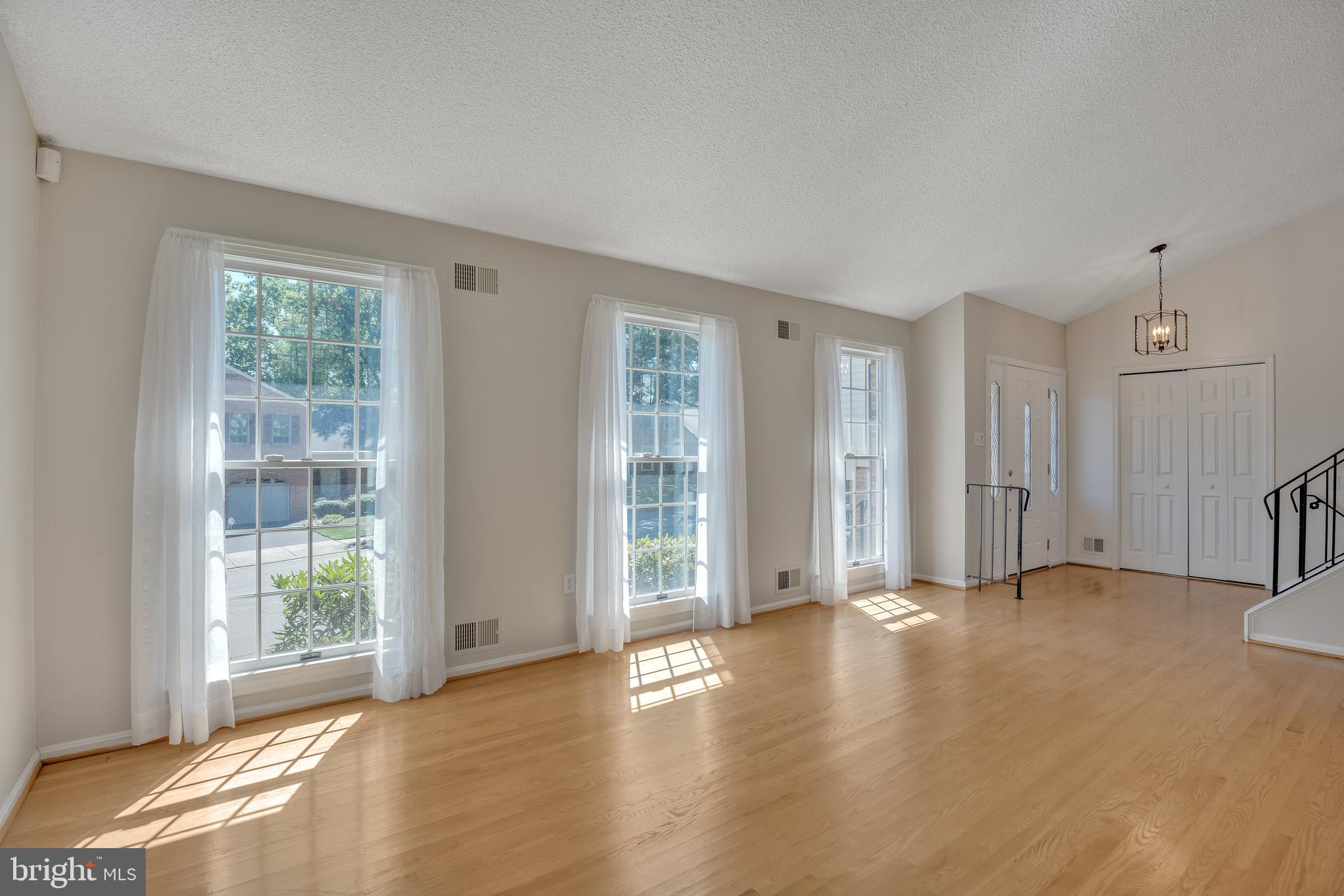 6206 Winnepeg Drive Burke, VA 22015 - Photo 4 of 29 Living Room and Entry Foyer