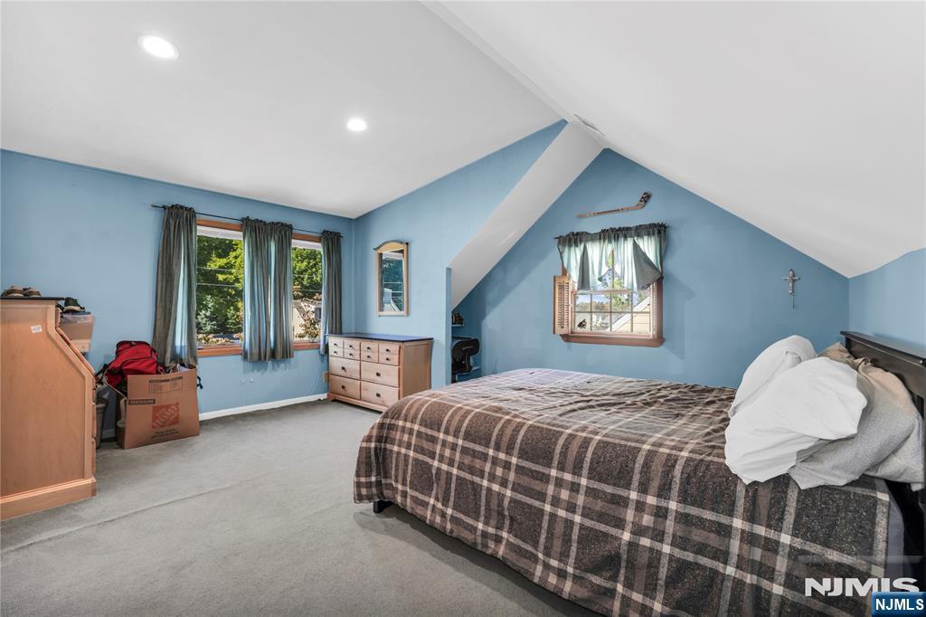 114 Lopez Road Cedar Grove, NJ 07009 - Photo 27 of 44 Gallery Image 27
