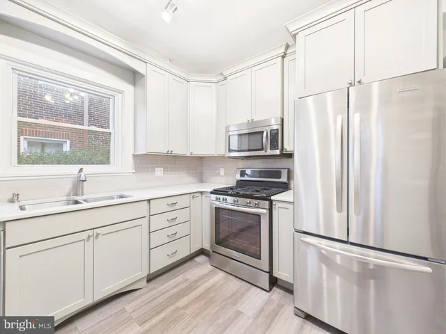 $225,000 | 2447 North 2nd Street, Harrisburg, PA 17110