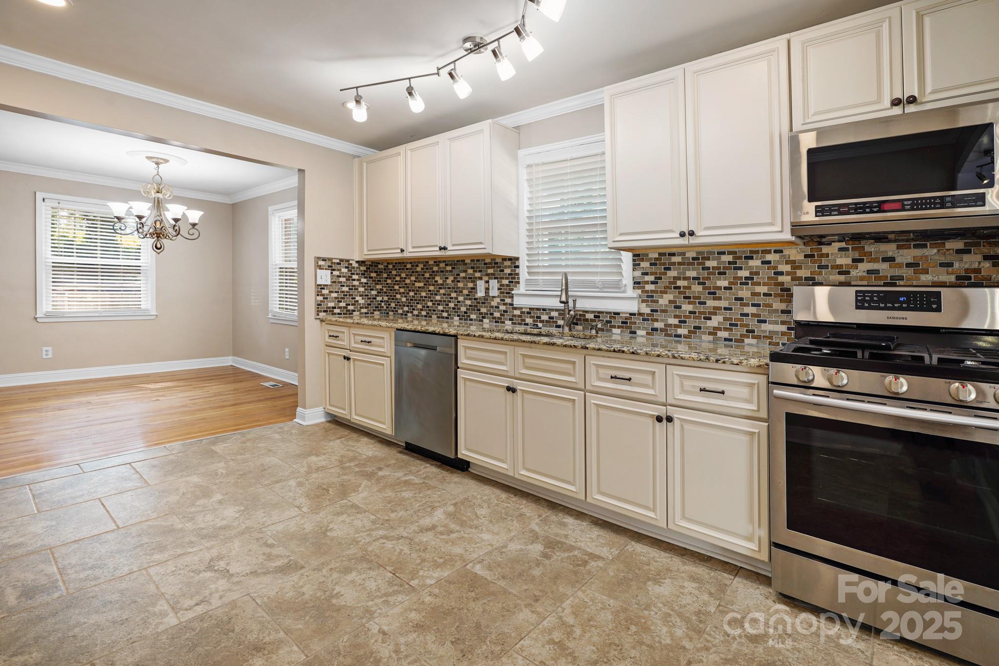 2830 Royston Road, Unit 2 Charlotte, NC 28208 - Photo 16 of 27