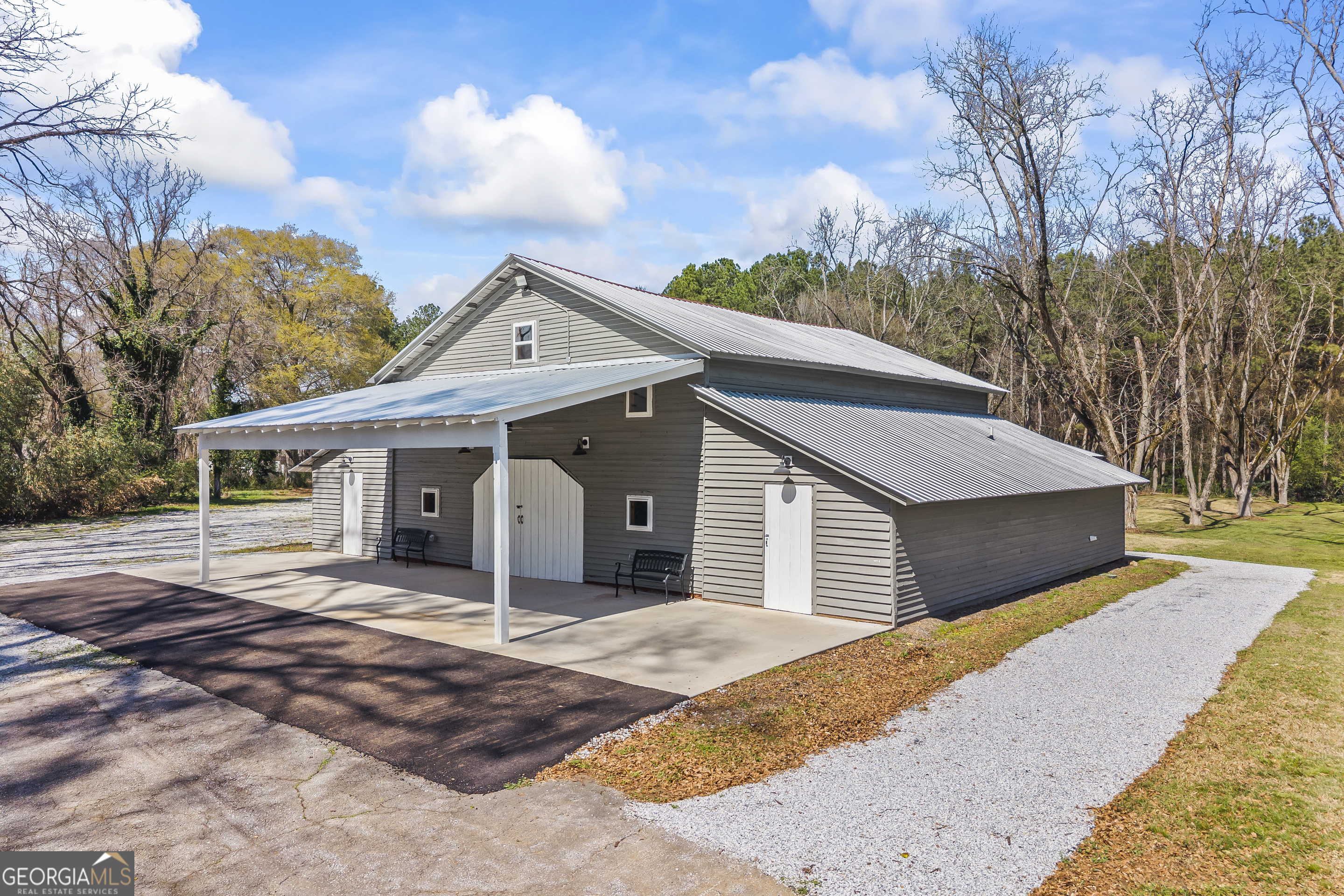 215 Hartwell Road Lavonia, GA 30553 - Photo 5 of 80