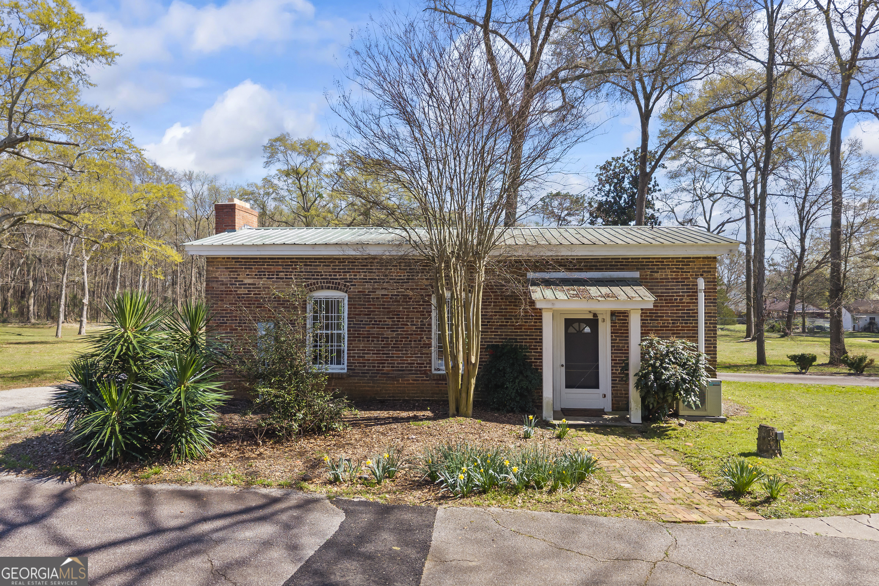 215 Hartwell Road Lavonia, GA 30553 - Photo 7 of 80