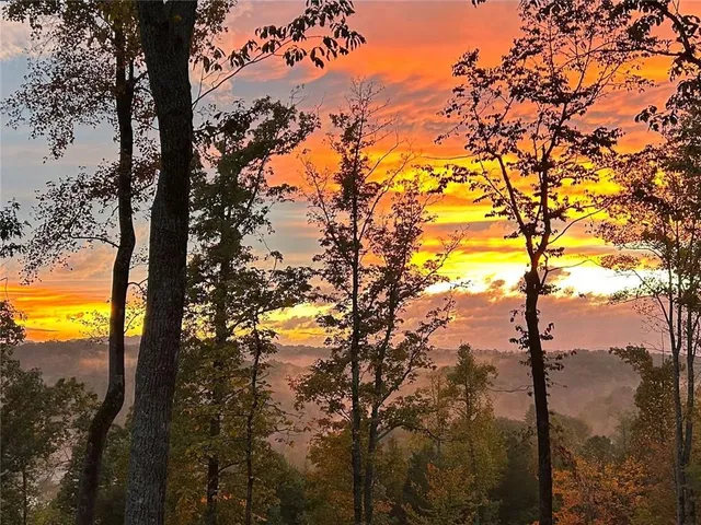 $1,150,000 | 77 North Shore Drive, Cleveland, GA 30528