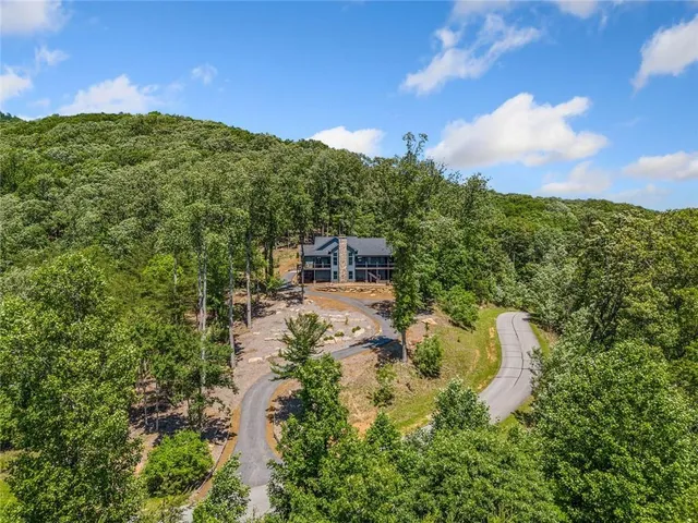 $1,150,000 | 77 North Shore Drive, Cleveland, GA 30528