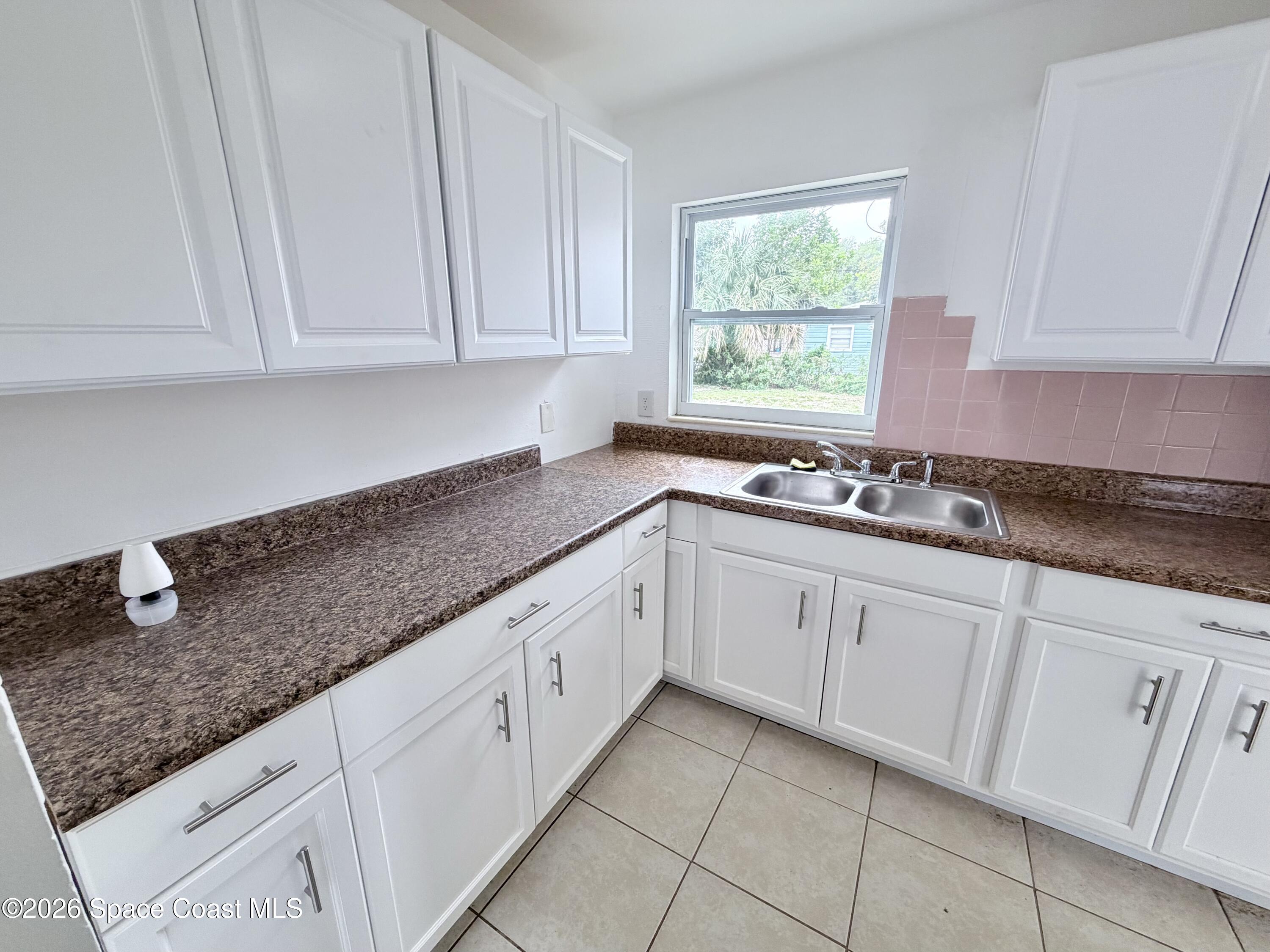 2107 Little John Road Melbourne, FL 32935 - Photo 12 of 26 IMG_2174