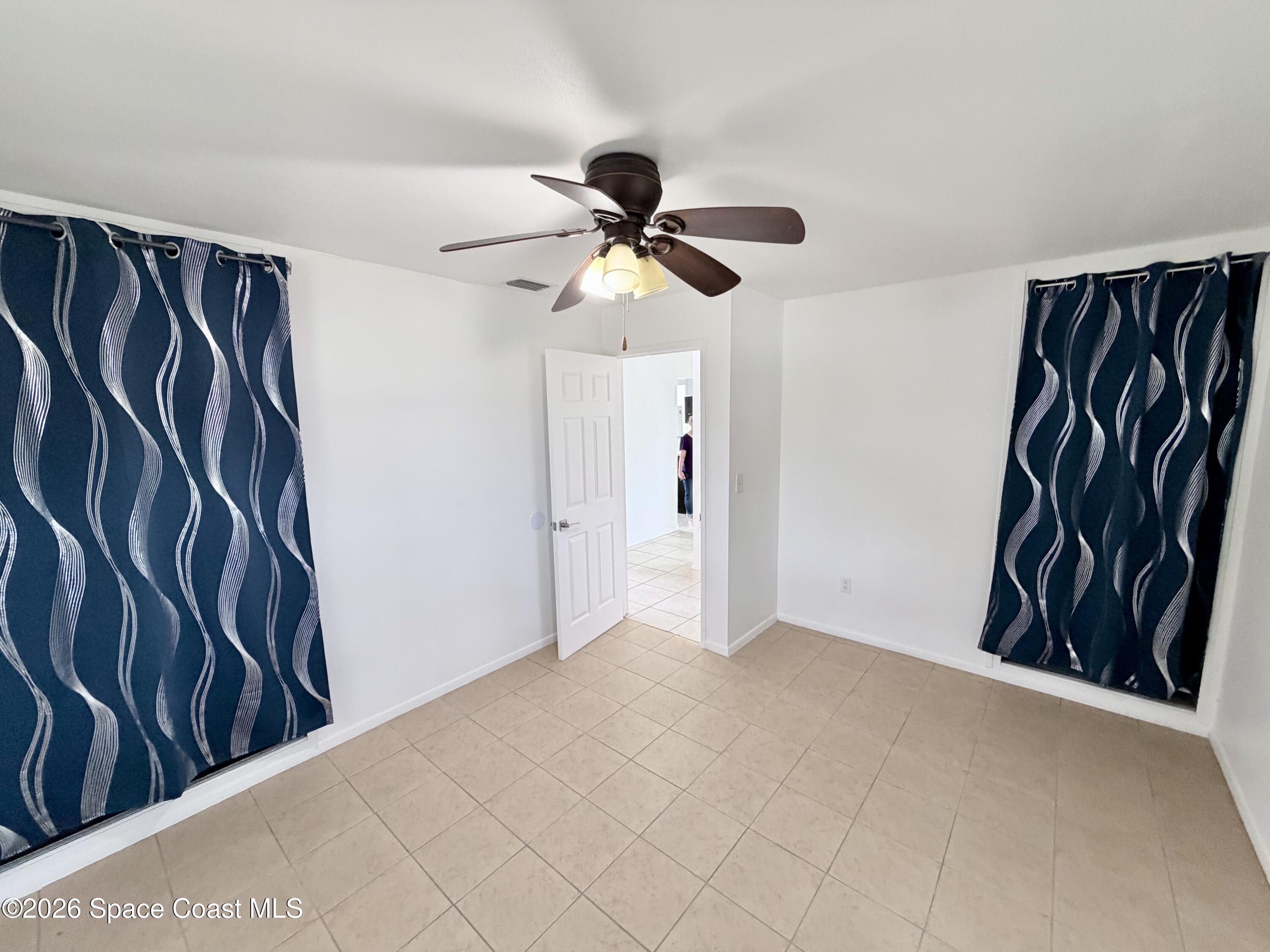 2107 Little John Road Melbourne, FL 32935 - Photo 18 of 26 IMG_2196