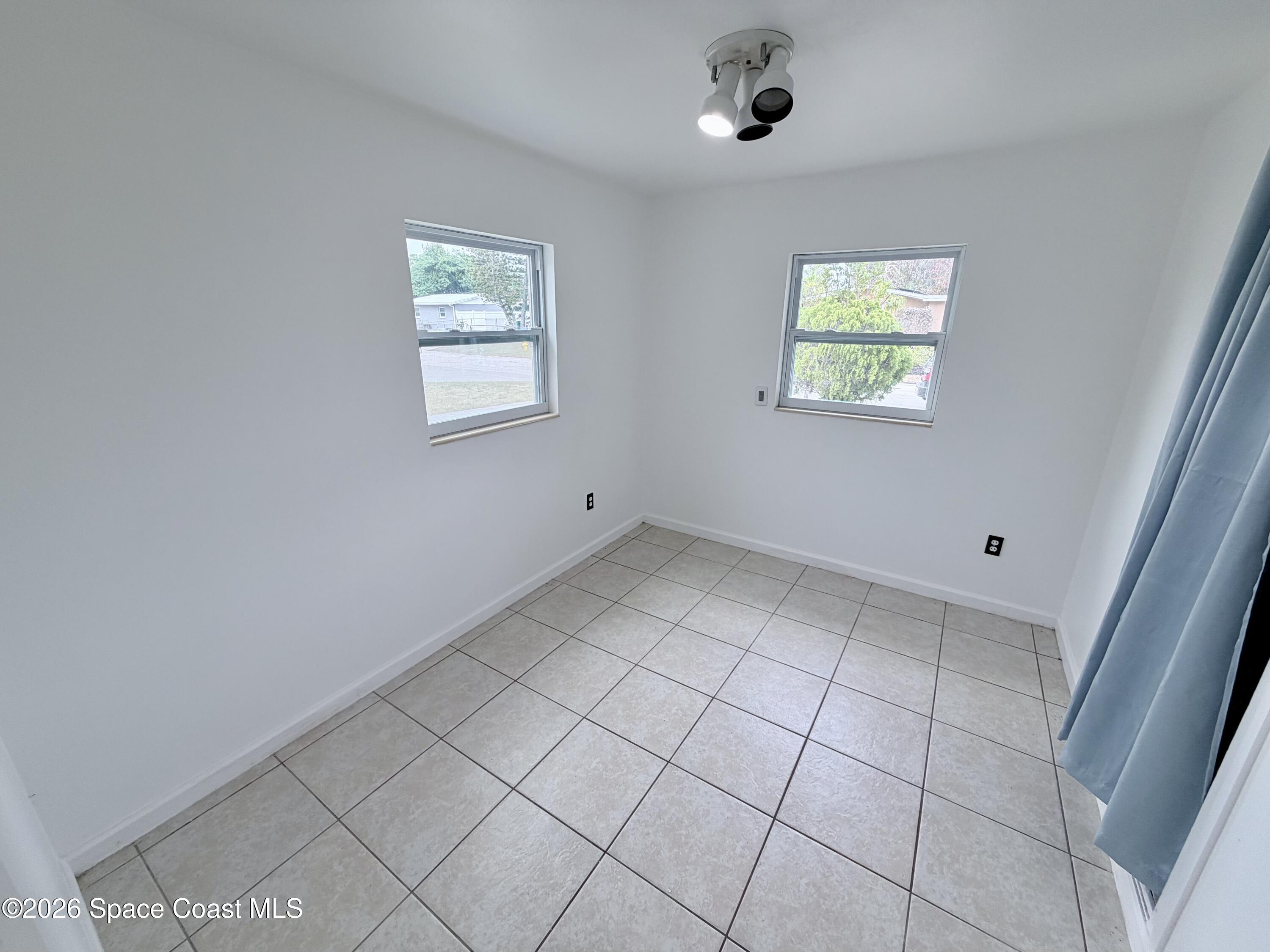 2107 Little John Road Melbourne, FL 32935 - Photo 23 of 26 IMG_2181