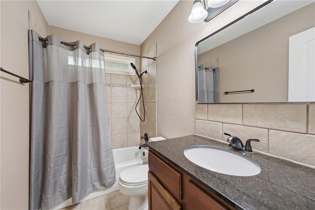 305 Southwest Marion Lane Lee's Summit, MO 64081 - Photo 26 of 39