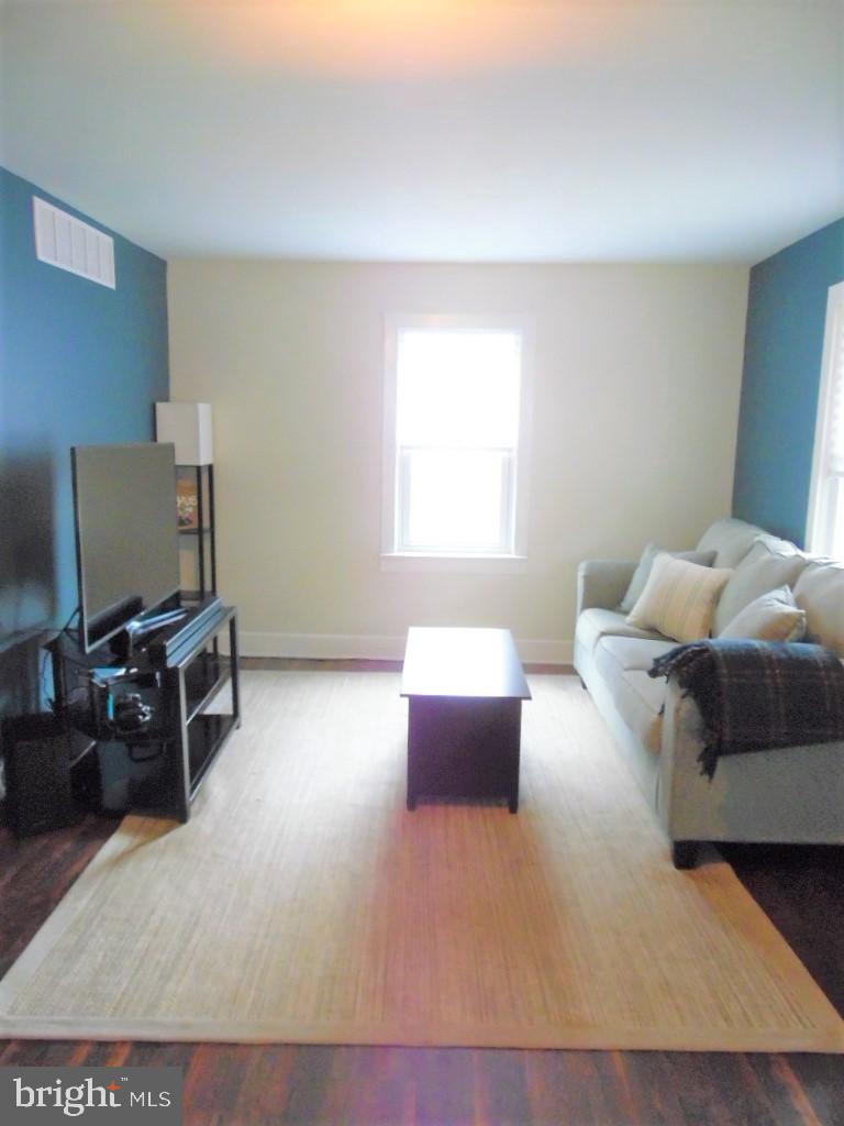 33 Forrest Avenue Runnemede, NJ 08078 - Photo 14 of 61