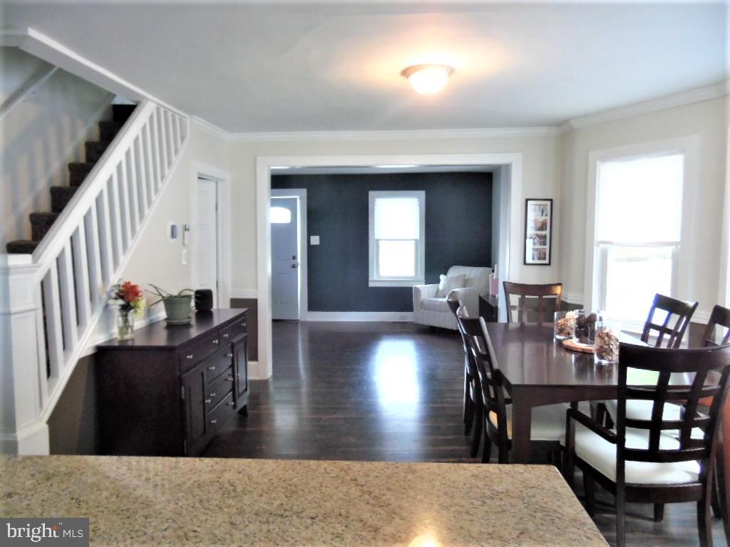 33 Forrest Avenue Runnemede, NJ 08078 - Photo 15 of 61 Dining Room
