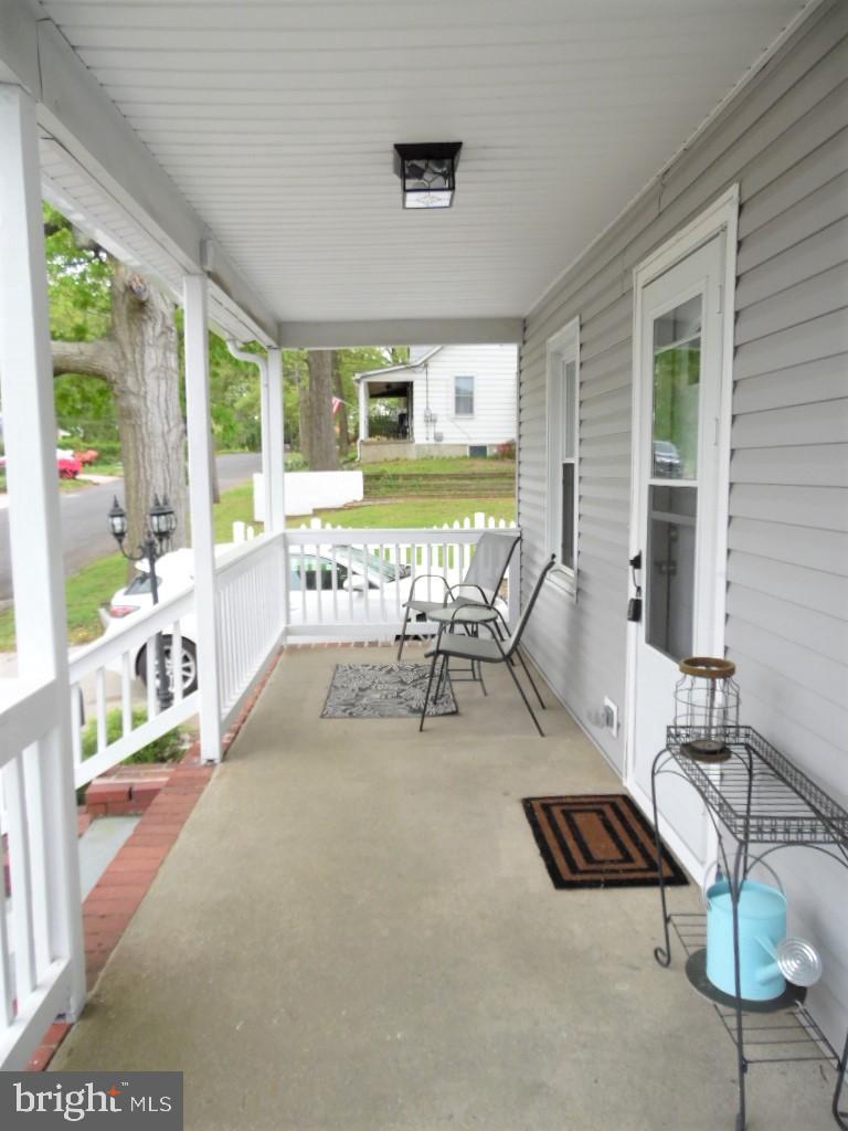 33 Forrest Avenue Runnemede, NJ 08078 - Photo 60 of 61 Front Porch