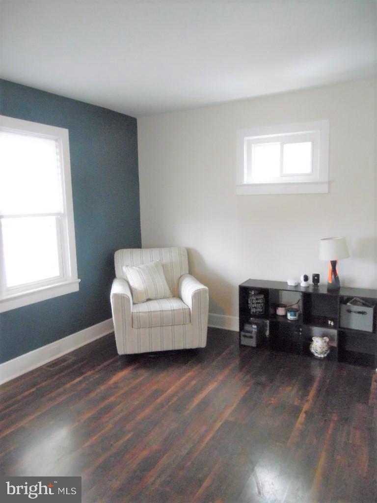 33 Forrest Avenue Runnemede, NJ 08078 - Photo 9 of 61