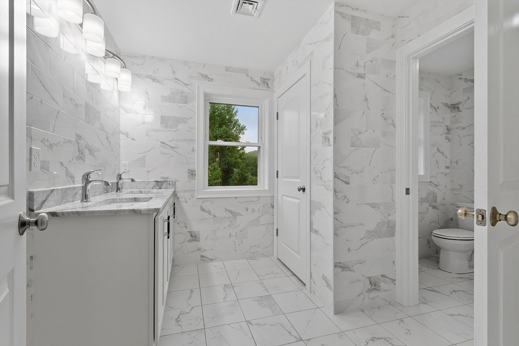 186 Justice Hill Road, Unit OAKMONT Sterling, MA 01564 - Photo 22 of 34
