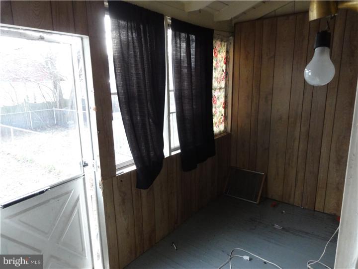 32 Rush Street Riverside, NJ 08075 - Photo 3 of 6