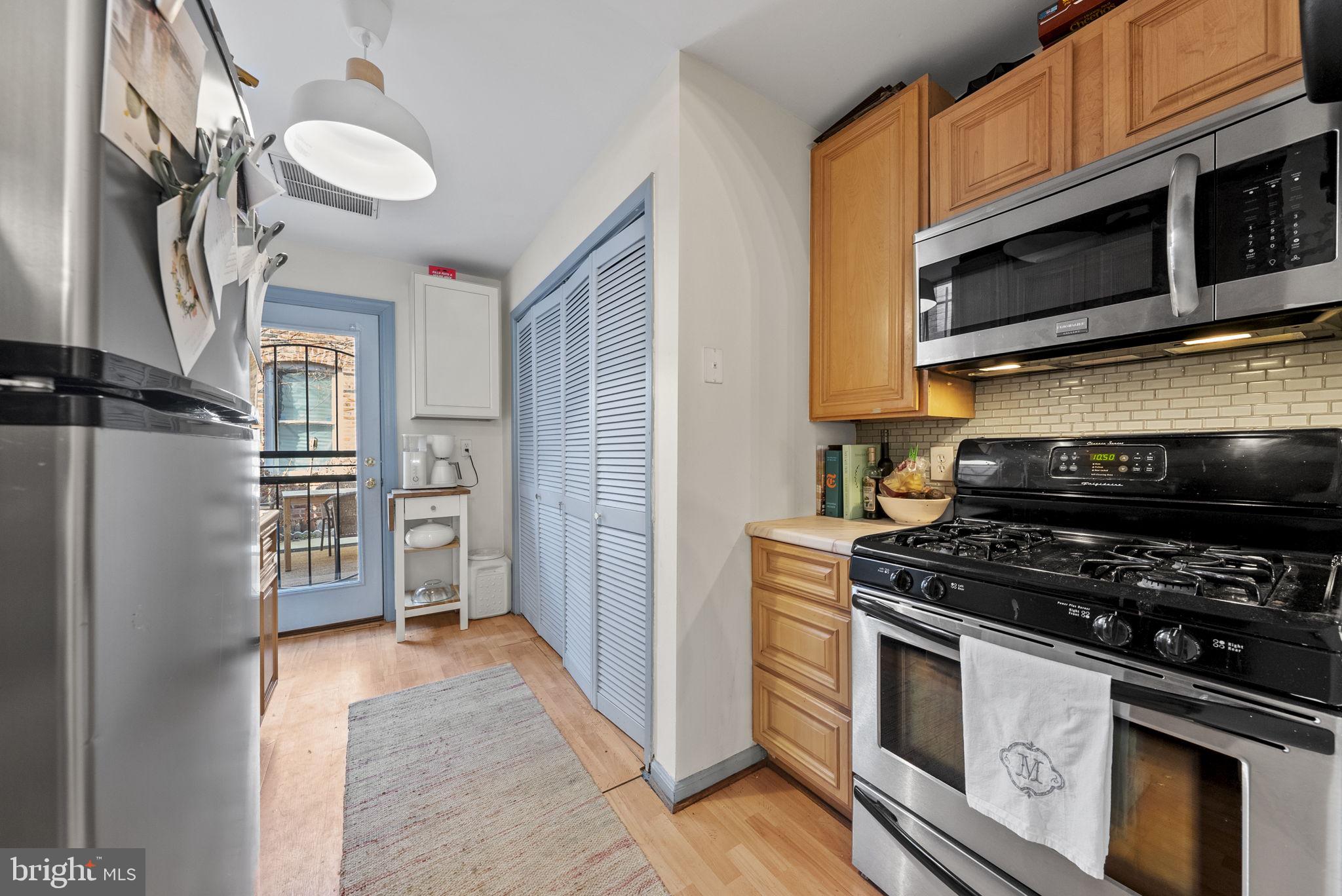 920 3rd Street Northeast Washington, DC 20002 - Photo 8 of 27 Kitchen