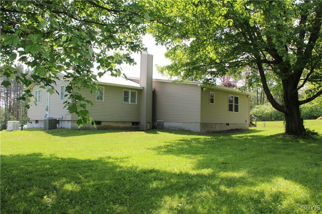 236 Harry Bryant Road Amboy, NY 13493 - Photo 4 of 41