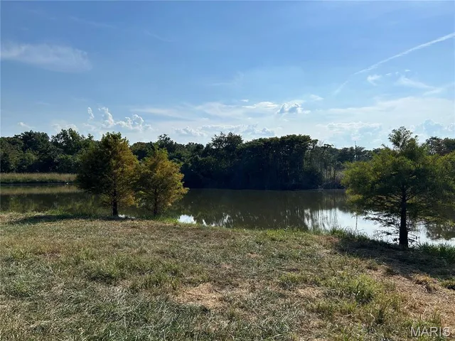 $677,600 | Xxxx Klohr Toen Lane, Columbia, IL 62236