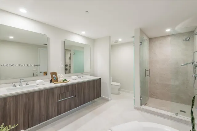 $13,500 | 488 Northeast 18th Street, Unit 1815, Miami, FL 33132