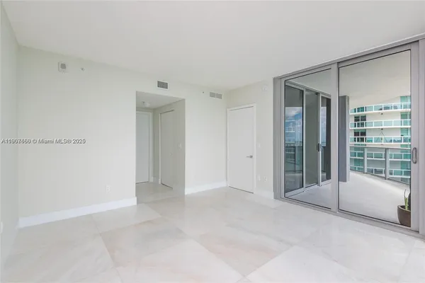 $13,500 | 488 Northeast 18th Street, Unit 1815, Miami, FL 33132