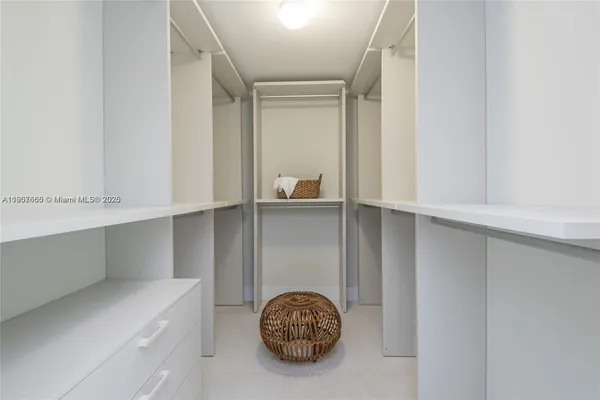 $13,500 | 488 Northeast 18th Street, Unit 1815, Miami, FL 33132