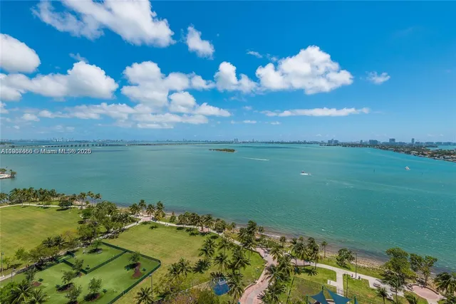 $13,500 | 488 Northeast 18th Street, Unit 1815, Miami, FL 33132