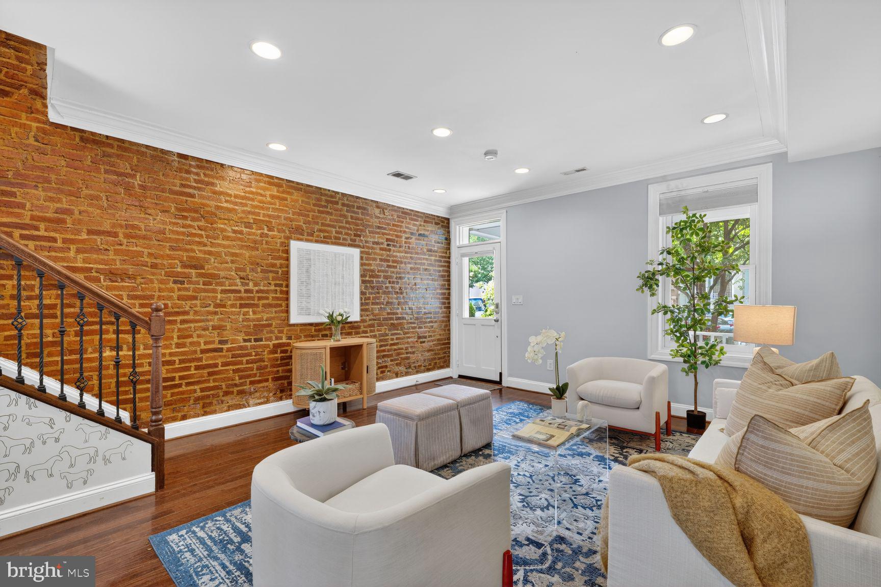 803 9th Street Northeast Washington, DC 20002 - Photo 5 of 29 Open and Spacious living room