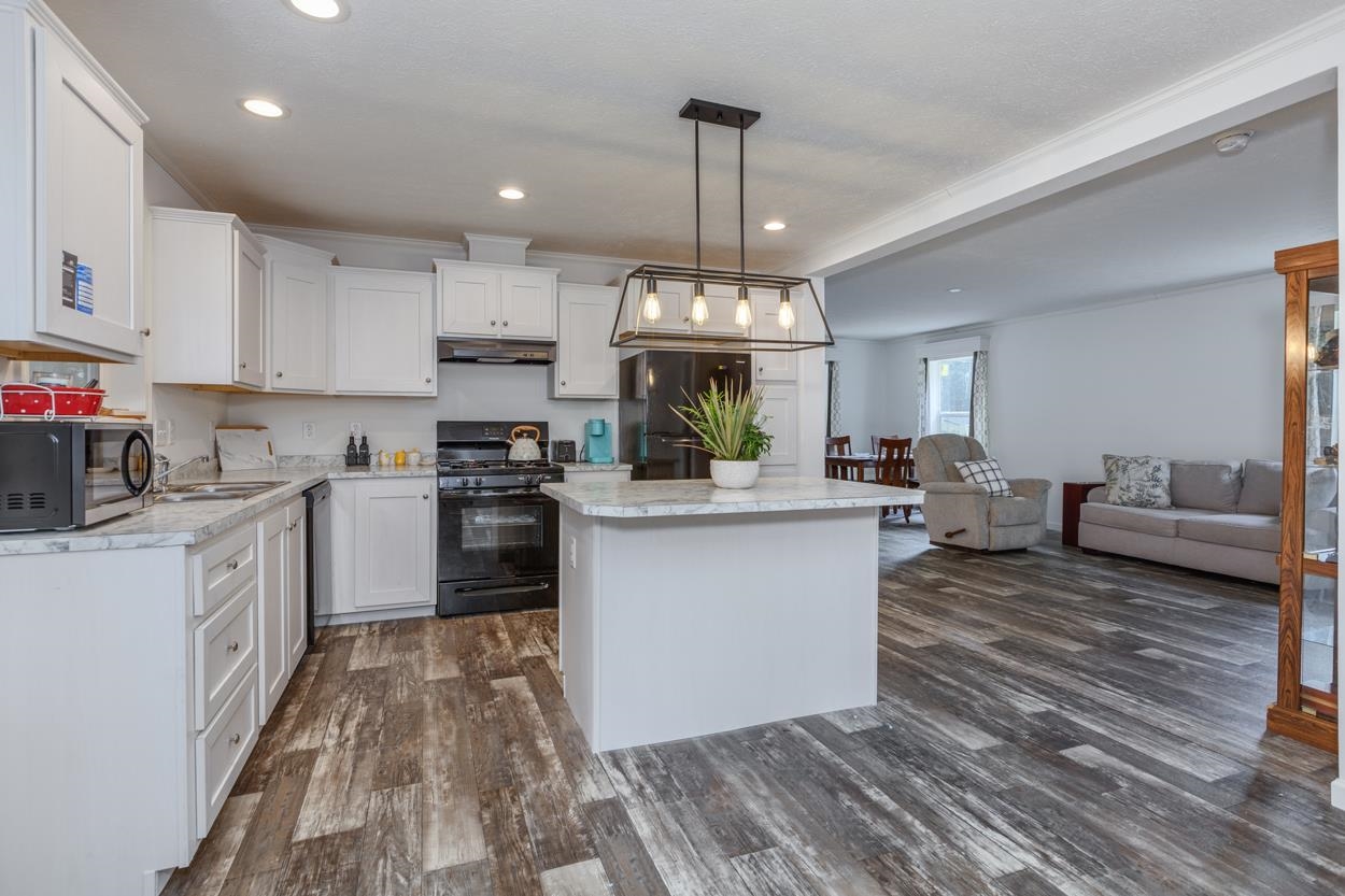 30 Evergreen Lane Hopkinton, NH 03229 - Photo 12 of 21