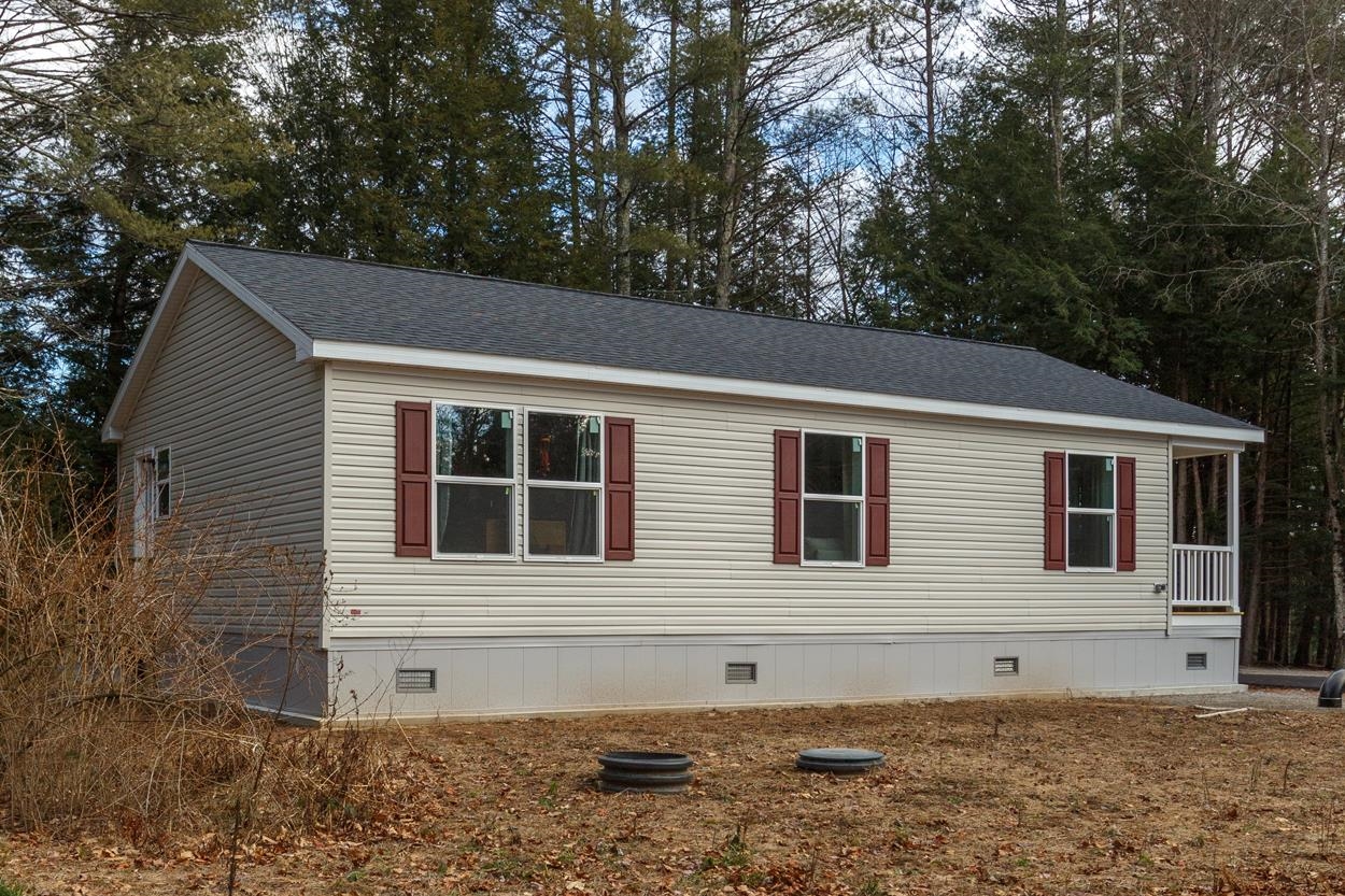 30 Evergreen Lane Hopkinton, NH 03229 - Photo 13 of 21