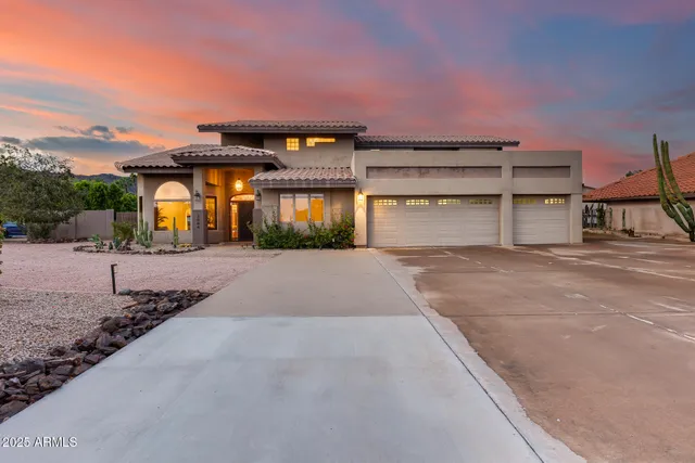 $1,100,000 | 3844 East Equestrian Trail, Phoenix, AZ 85044