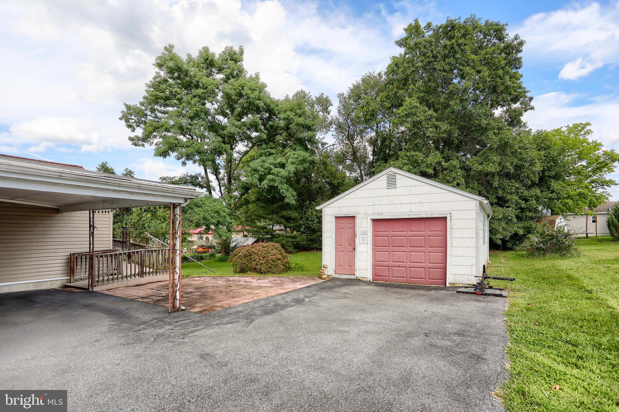 1945 Spring Road Carlisle, PA 17013 - Photo 27 of 33 Gallery Image 27