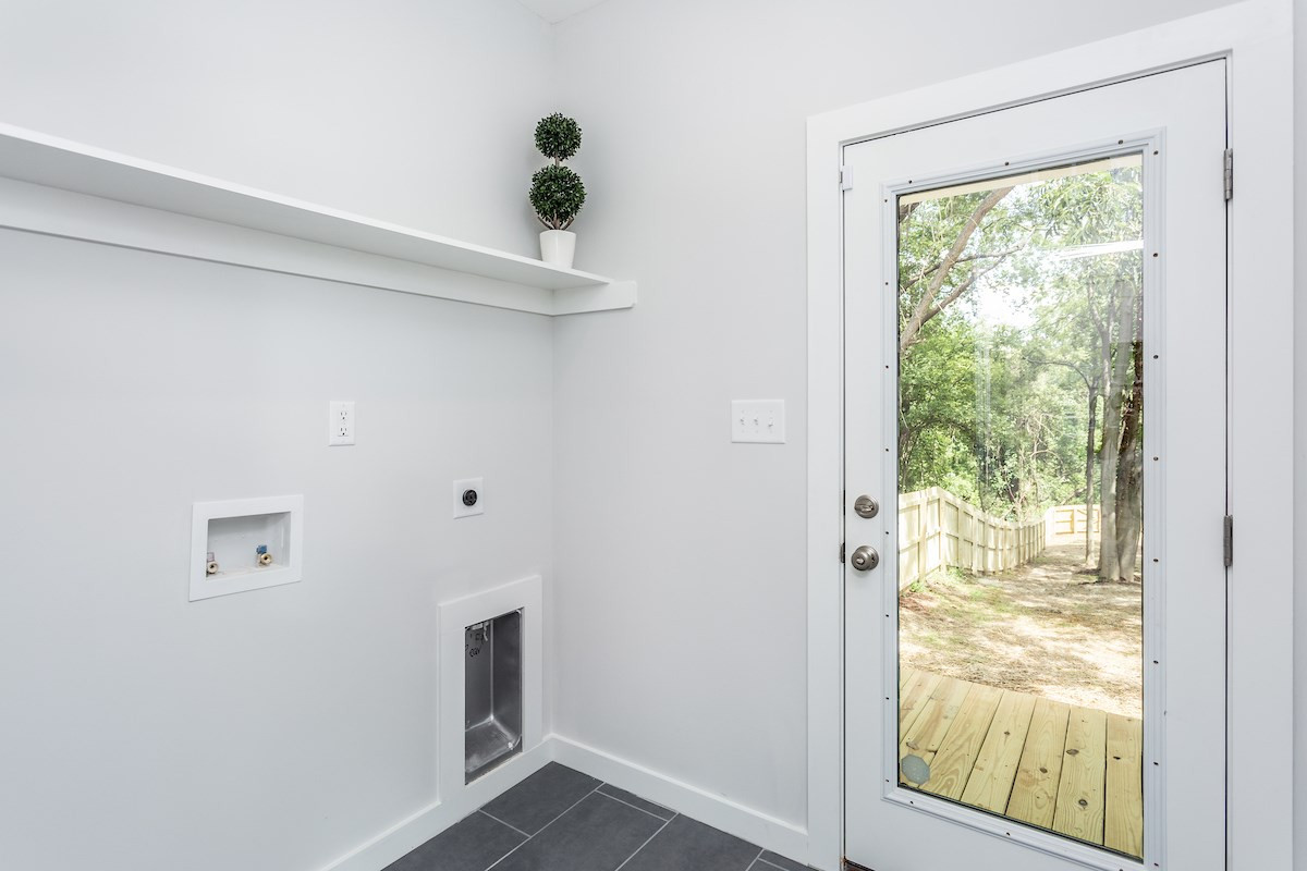 709 South East Street Raleigh, NC 27601 - Photo 15 of 30 Utility Room