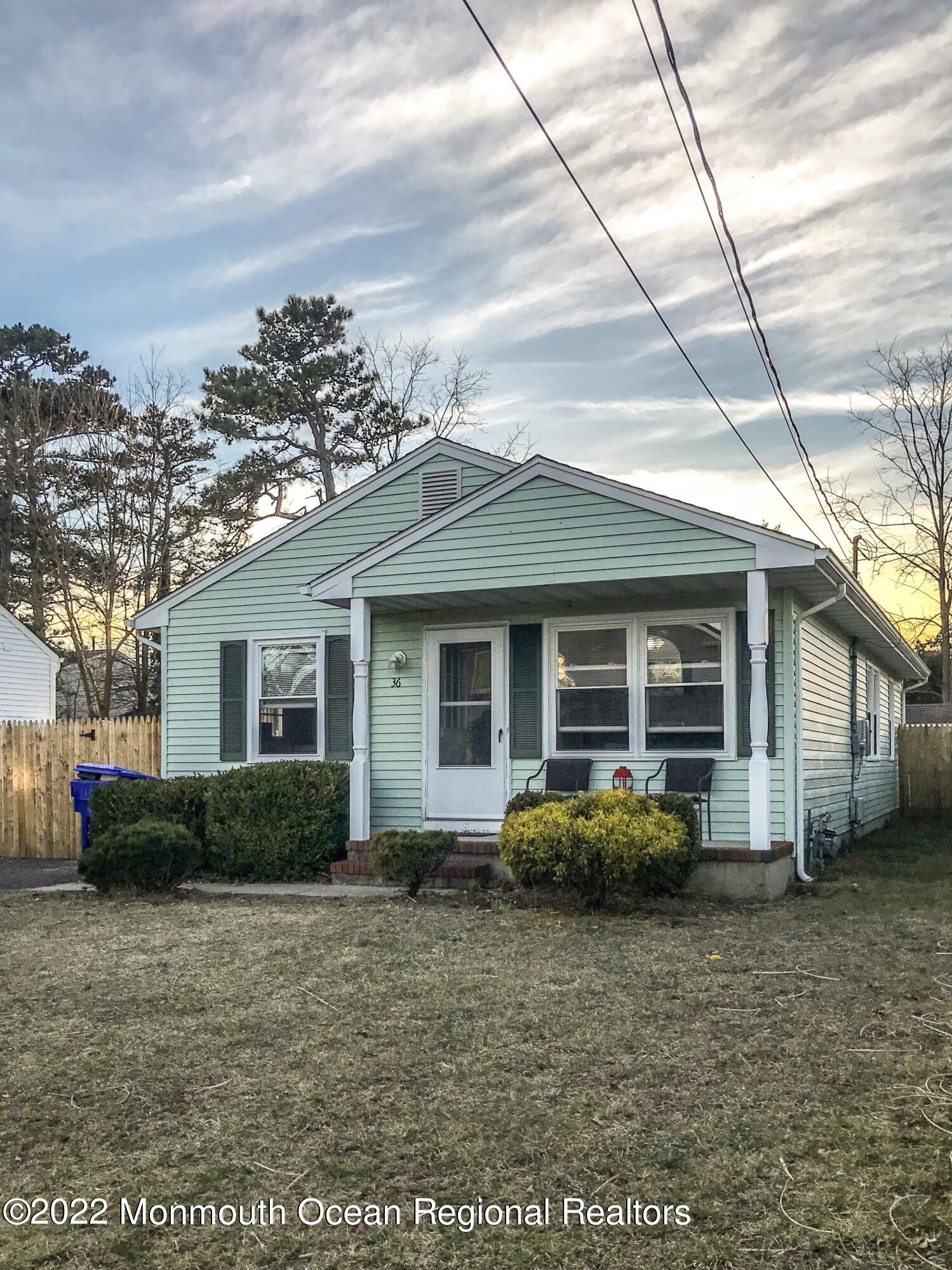 36 Lawndale Drive Brick, NJ 08723 - Photo 1 of 37 1CD56649-B9A3-40DB-855A-FE0520090429