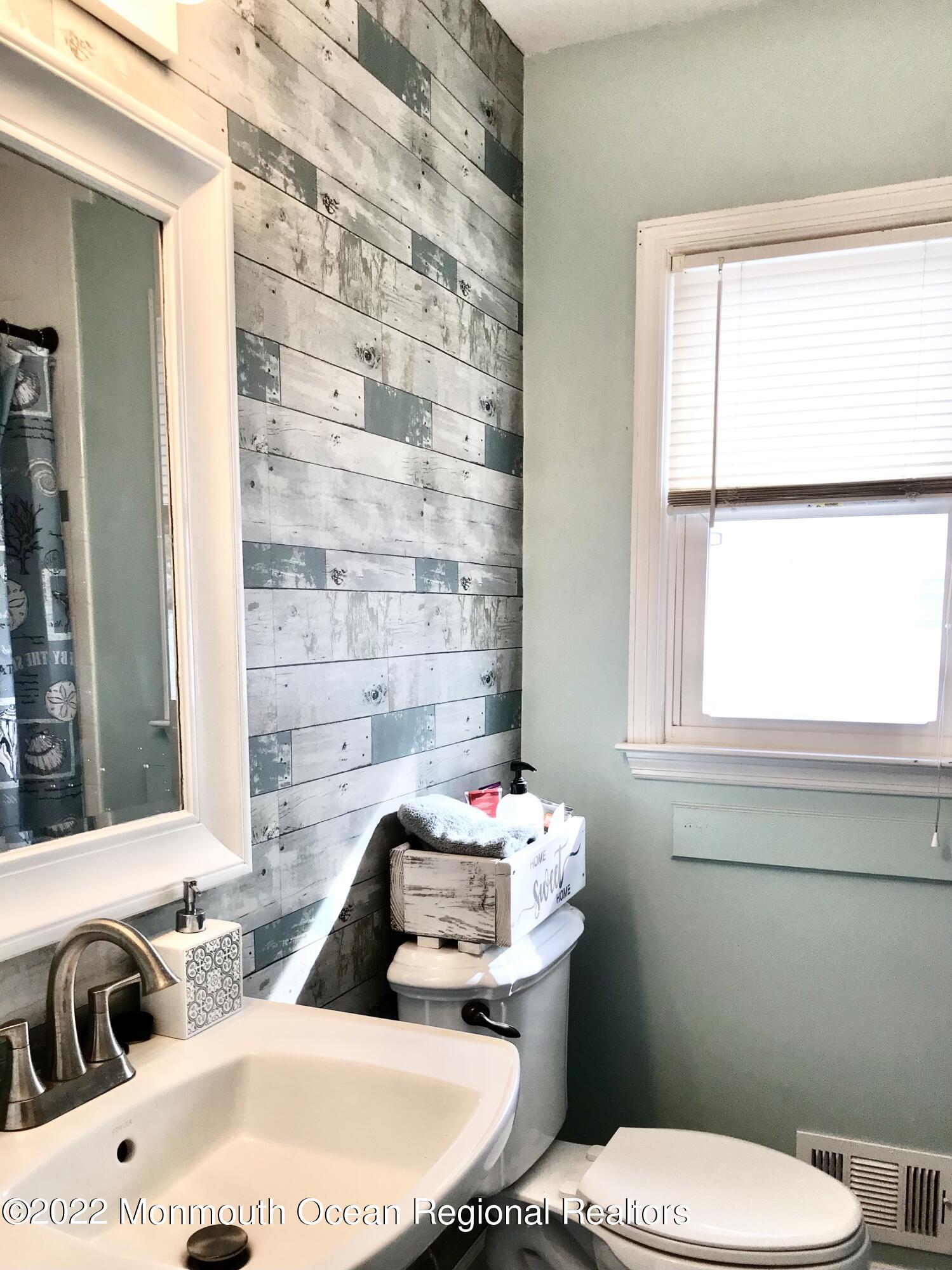 36 Lawndale Drive Brick, NJ 08723 - Photo 2 of 37 E5635F65-4CC7-497E-900E-41B64DA31404