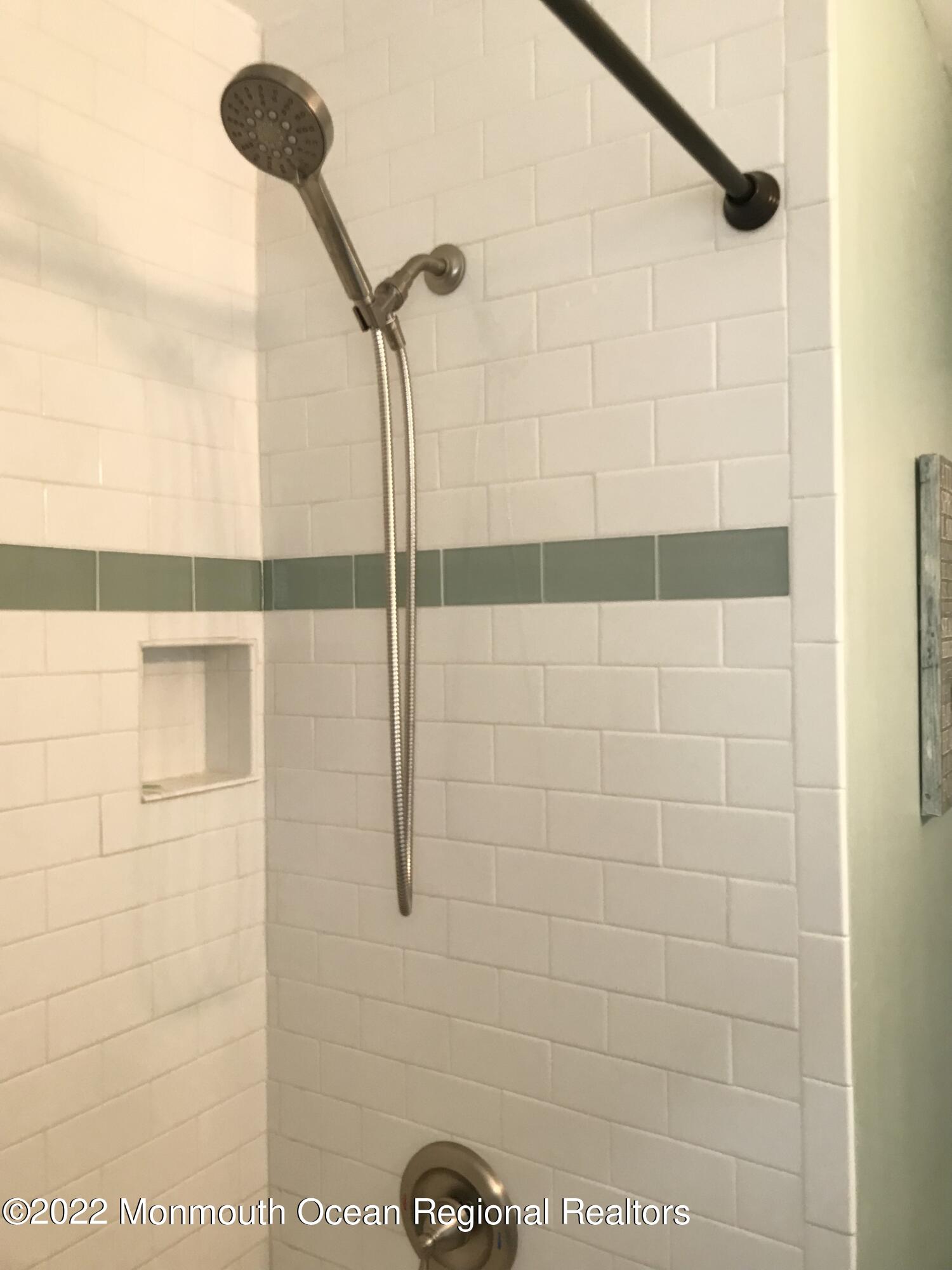 36 Lawndale Drive Brick, NJ 08723 - Photo 6 of 37 D45F8348-21EC-405D-89C5-097C9949F38A