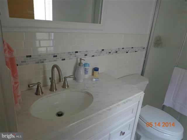 9441 North Penfield Road Columbia, MD 21045 - Photo 14 of 18 Bath (Master)