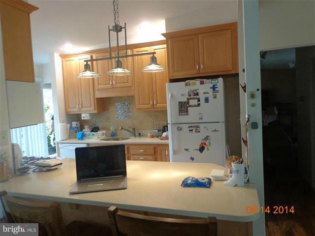 9441 North Penfield Road Columbia, MD 21045 - Photo 5 of 18 Kitchen