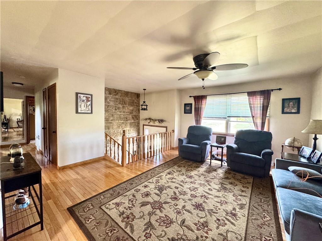 824 Shenango Road New Castle, PA 16101 - Photo 5 of 34 a living room with furniture and a rug