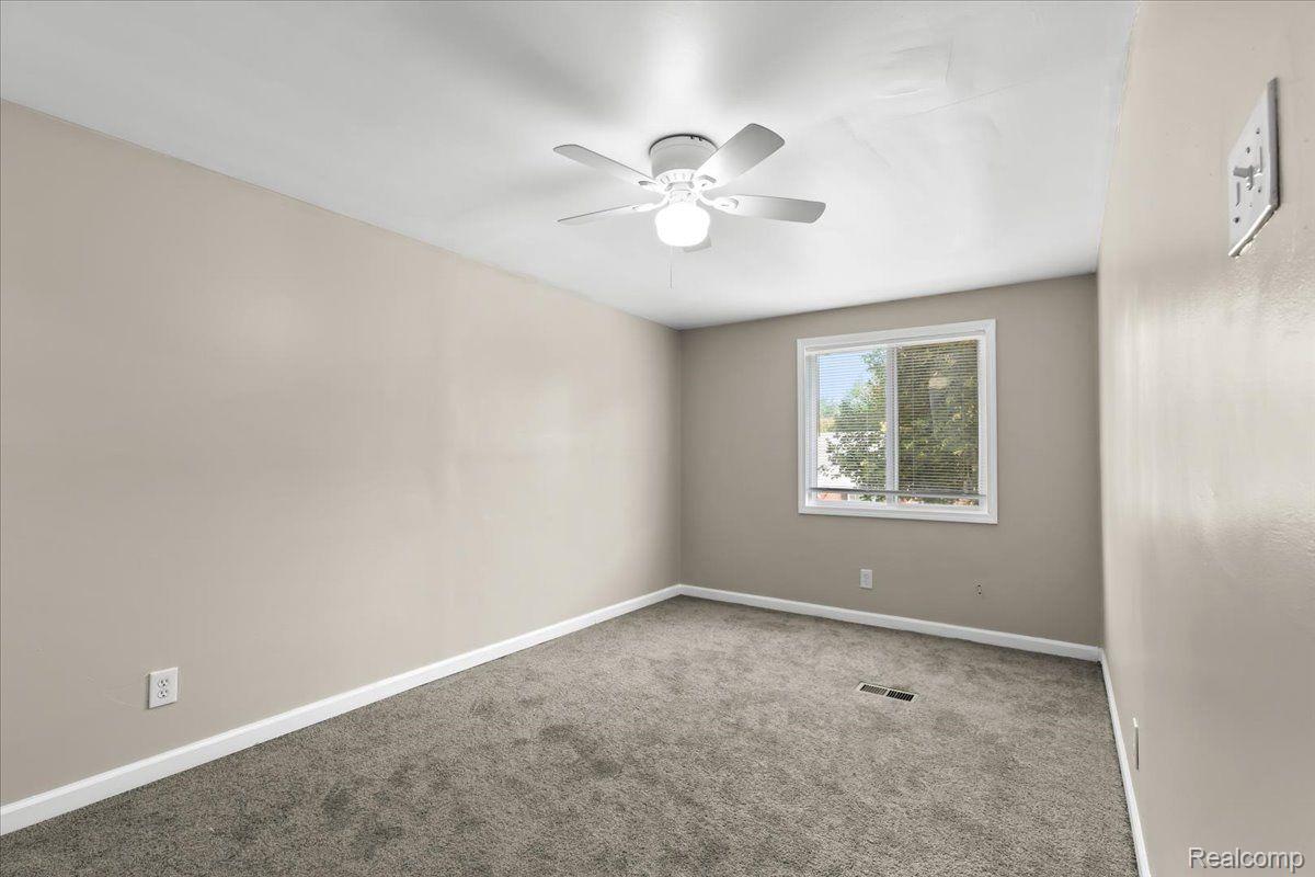 18411 Sunderland Road Detroit, MI 48219 - Photo 16 of 20 Gallery Image 16