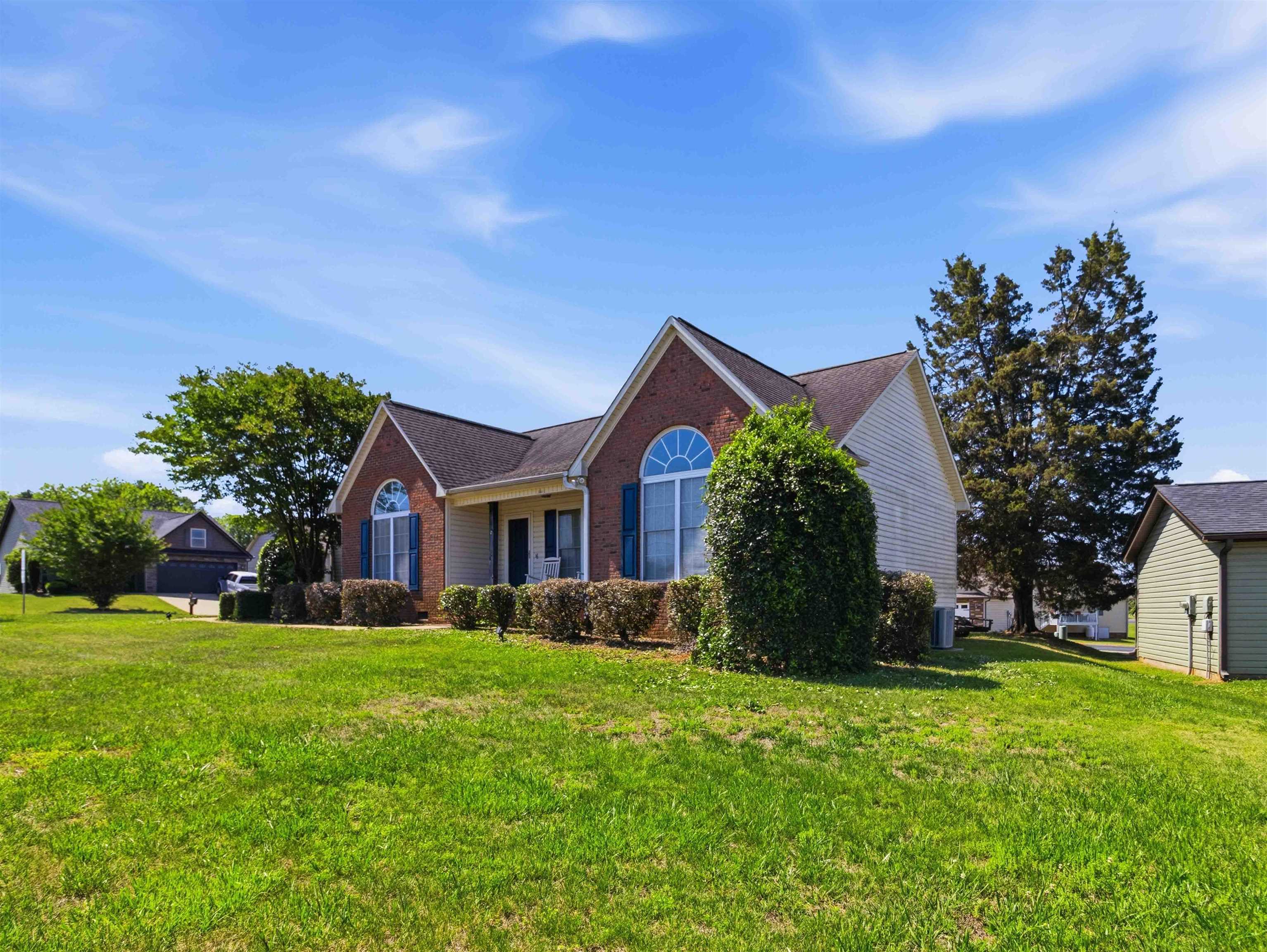 104 Harvest Ridge Drive Inman, SC 29349 - Photo 2 of 32