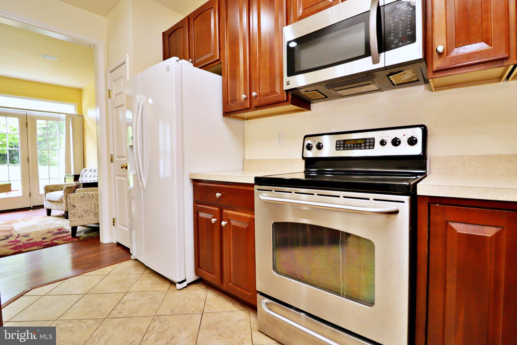153 Riparian Lane Ranson, WV 25438 - Photo 15 of 62 Kitchen