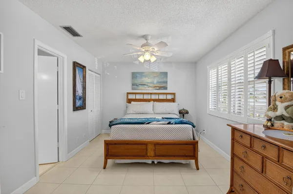 $200,000 | 1141 Violet Terrace, Unit 202, Delray Beach, FL 33445