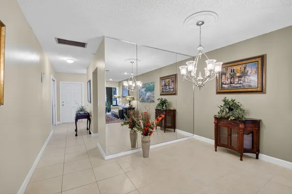 $200,000 | 1141 Violet Terrace, Unit 202, Delray Beach, FL 33445