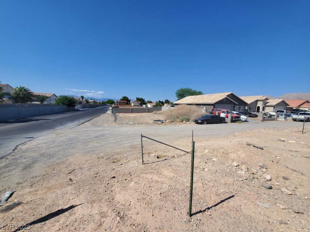 Cincinnat Las Vegas, NV 89104 - Photo 6 of 8