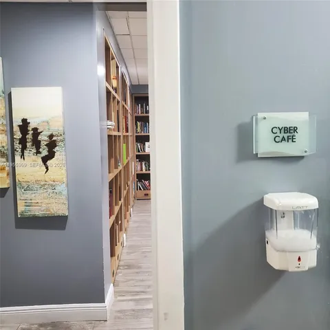 $2,700 | 850 North Miami Avenue, Unit W1508, Miami, FL 33136