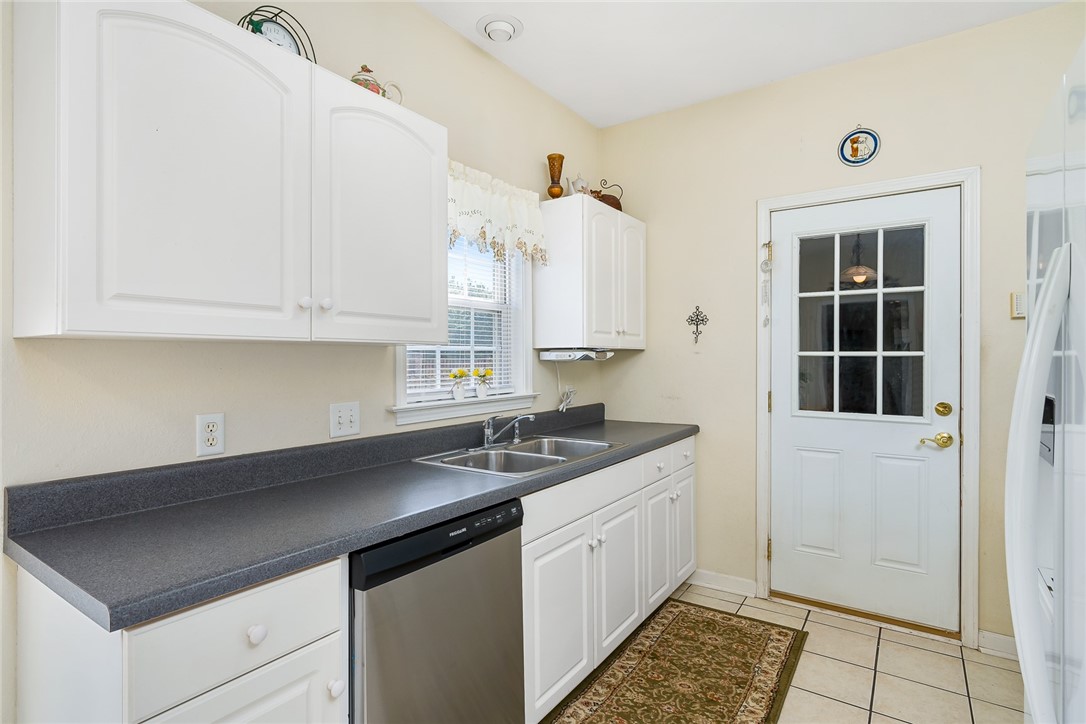 159 Elliott Circle Anderson, SC 29621 - Photo 9 of 25