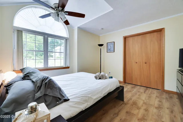 $387,000 | 138 Kensington Drive, Bushkill, PA 18324