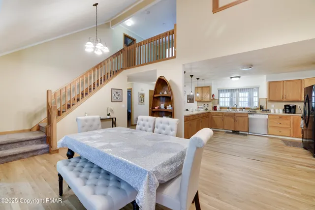 $387,000 | 138 Kensington Drive, Bushkill, PA 18324