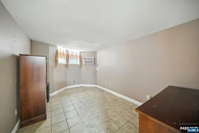 a view of room with walk in closet